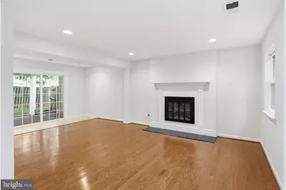 7700 Strasburg Street, Manassas, VA 20109 - Photo 3