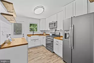 5544 Spangler Ln, Woodbridge, VA 22193 - Photo 15