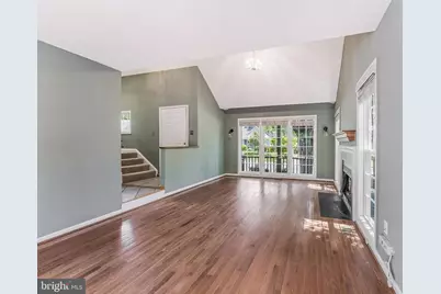 15045 Holleyside Drive, Dumfries, VA 22025 - Photo 7