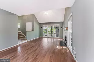 15045 Holleyside Dr, Dumfries, VA 22025 - Photo 7