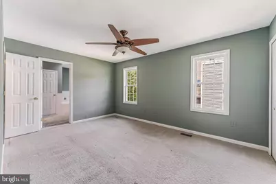 15045 Holleyside Drive, Dumfries, VA 22025 - Photo 29