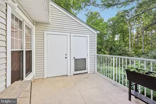 2856 Burgundy Pl, Woodbridge, VA 22192 - Photo 23