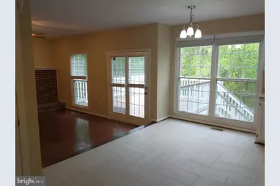 8219 Crackling Fire Drive, Gainesville, VA 20155 - Photo 3