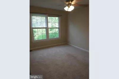 8219 Crackling Fire Drive, Gainesville, VA 20155 - Photo 9