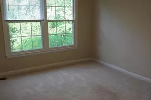 8219 Crackling Fire Dr, Gainesville, VA 20155 - Photo 9