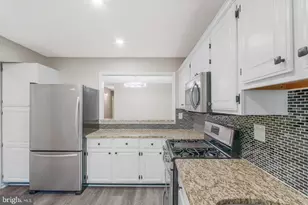 12014 Cardamom Dr, Woodbridge, VA 22192 - Photo 5