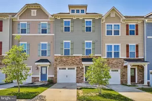 10711 Hinton Wy, Manassas, VA 20112 - Photo 1