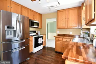 5959 Reaves Ln, Woodbridge, VA 22193 - Photo 9