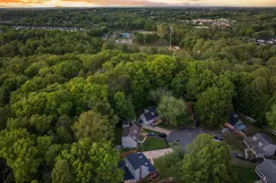 13822 Rockford Ct, Woodbridge, VA 22193 - Photo 7
