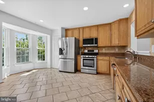 9000 Falcon Glen Ct, Bristow, VA 20136 - Photo 15