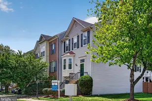 9000 Falcon Glen Ct, Bristow, VA 20136 - Photo 3