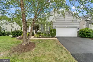 12028 Rutherglen Pl, Bristow, VA 20136 - Photo 3