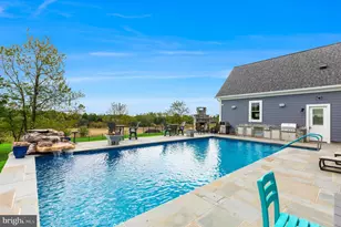 15730 Hunton Ln, Haymarket, VA 20169 - Photo 7