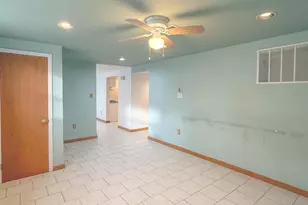4413 Kenwood Dr, Woodbridge, VA 22193 - Photo 17