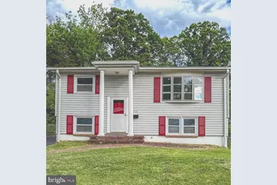 4413 Kenwood Drive, Woodbridge, VA 22193 - Photo 3