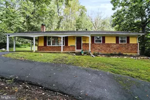 15760 Oak Ln, Haymarket, VA 20169 - Photo 1