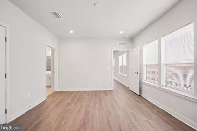 1601 Potomac Shores Parkway #401, Dumfries, VA 22026 - Photo 13