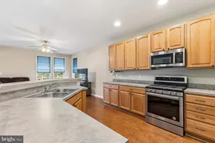 13484 Fieldstone Way, Gainesville, VA 20155 - Photo 13