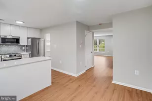 15327 Blacksmith Terrace, Woodbridge, VA 22191 - Photo 9