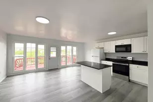 16848 Winston Ln, Woodbridge, VA 22191 - Photo 5