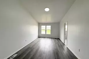 16848 Winston Ln, Woodbridge, VA 22191 - Photo 17