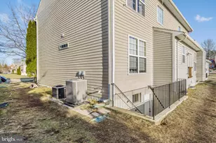 16714 Periscope Pl, Dumfries, VA 22026 - Photo 5