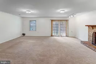 11337 Cromwell Ct, Woodbridge, VA 22192 - Photo 19