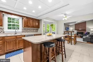 3660 Thomasson Crossing Dr, Triangle, VA 22172 - Photo 9