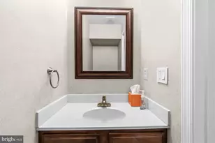 3660 Thomasson Crossing Dr, Triangle, VA 22172 - Photo 25