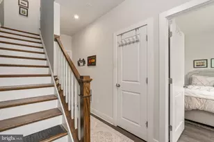 17755 Kingfisher Isle Rd, Dumfries, VA 22026 - Photo 3