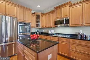 6710 Abberley Loop, Gainesville, VA 20155 - Photo 19