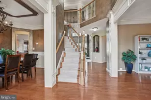 6710 Abberley Loop, Gainesville, VA 20155 - Photo 3