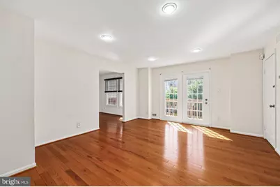 4045 Chetham Way, Woodbridge, VA 22192 - Photo 7