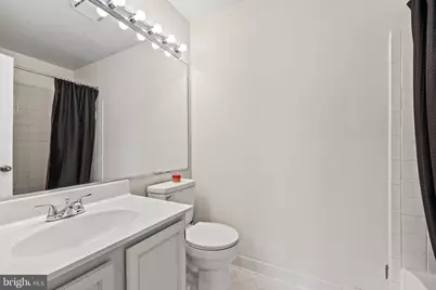 4045 Chetham Way, Woodbridge, VA 22192 - Photo 17