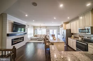10680 Hinton Wy, Manassas, VA 20112 - Photo 5