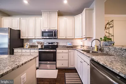 10680 Hinton Way, Manassas, VA 20112 - Photo 7