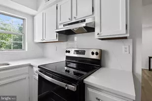 12227 Stevenson Ct, Woodbridge, VA 22192 - Photo 19