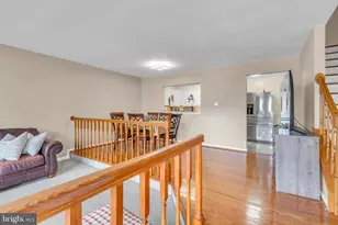 12606 Kempston Ln, Woodbridge, VA 22192 - Photo 7