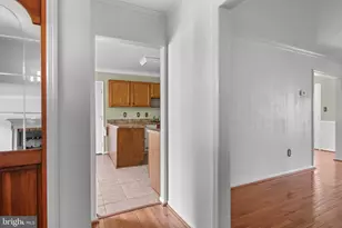 2798 Alton Hotel Ct, Woodbridge, VA 22192 - Photo 5