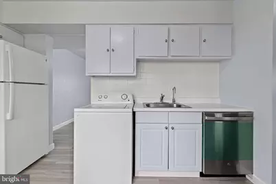 8145 Community Drive, Manassas, VA 20109 - Photo 11