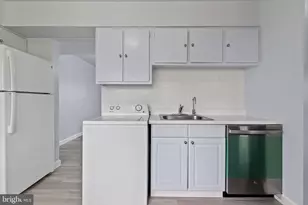 8145 Community Dr, Manassas, VA 20109 - Photo 11