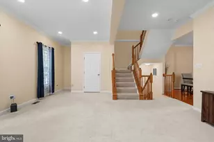 7104 Wheeling Way, Gainesville, VA 20155 - Photo 11
