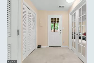 7104 Wheeling Way, Gainesville, VA 20155 - Photo 5