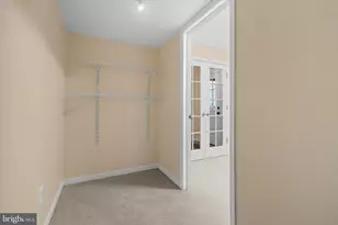 7104 Wheeling Way, Gainesville, VA 20155 - Photo 9
