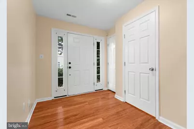 7104 Wheeling Way, Gainesville, VA 20155 - Photo 3