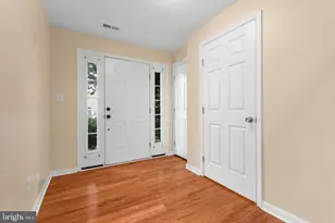 7104 Wheeling Way, Gainesville, VA 20155 - Photo 3