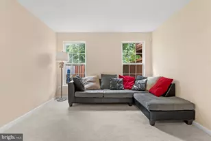 7104 Wheeling Way, Gainesville, VA 20155 - Photo 7