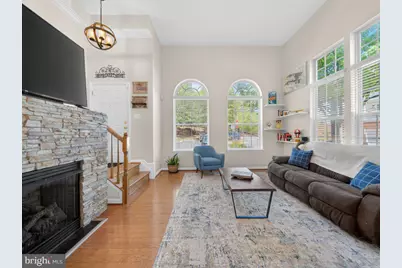 15251 Avens Creek Drive, Haymarket, VA 20169 - Photo 7