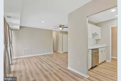 7589 Margate Court #201, Manassas, VA 20109 - Photo 7