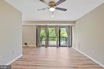 7589 Margate Court #201, Manassas, VA 20109 - Photo 3
